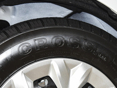 2023款 2.0L 手动多功能版 汽油 7座
