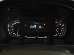 2023款 2.0L 手动多功能版 汽油 7座