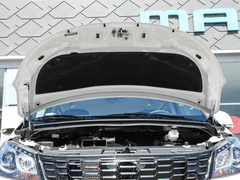 2023款 2.0L 手动多功能版 汽油 7座
