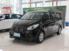2023款 2.0T 手动多功能版 柴油 7座