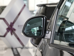 2023款 2.0T 手动多功能版 柴油 7座
