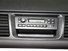 2023款 2.0T 手动多功能版 柴油 7座