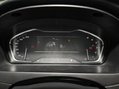 2023款 2.0T 手动多功能版 柴油 7座