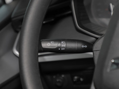 2022款 1.5T 手动轻享活力型