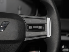 2022款 1.5T 手动轻享活力型