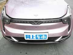 2022款 哪吒U-Ⅱ 610 三元锂