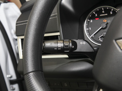 2023款 1.5T CVT两驱卓越版 5座