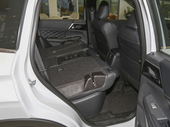 2023款 1.5T CVT四驱尊享版 5座