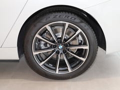 2022款 630i 豪华设计套装