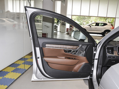 2023款 Cross Country B5 AWD 智尊版