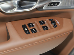 2023款 Cross Country B5 AWD 智尊版