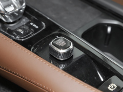2023款 Cross Country B5 AWD 智尊版