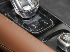 2023款 Cross Country B5 AWD 智尊版