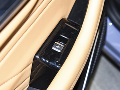 2022款 1.5T DHT增程电动旗舰版