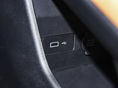 2022款 1.5T DHT增程电动旗舰版