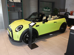 2023款 改款 1.5T COOPER CABRIO 艺术家