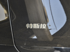 2022款 改款 后轮驱动版