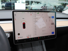 2022款  Performance高性能全轮驱动版