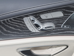 2023款 CLS 300 豪华型