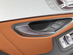 2023款 GLC 260 4MATIC 轿跑SUV
