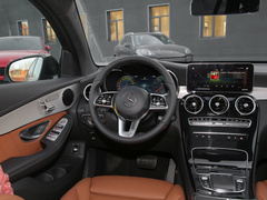 2023款 GLC 260 4MATIC 轿跑SUV