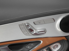 2023款 GLC 260 4MATIC 轿跑SUV