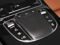 2023款 GLC 260 4MATIC 轿跑SUV