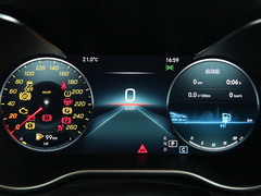 2023款 GLC 260 4MATIC 轿跑SUV
