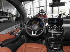2023款 GLC 260 4MATIC 轿跑SUV