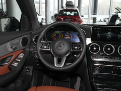 2023款 GLC 260 4MATIC 轿跑SUV