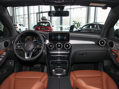2023款 GLC 260 4MATIC 轿跑SUV