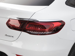 2023款 GLC 260 4MATIC 轿跑SUV