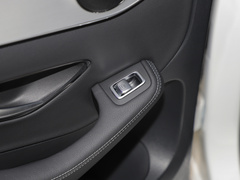 2023款 GLC 260 4MATIC 轿跑SUV