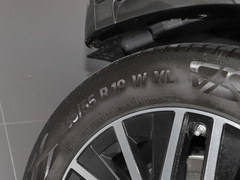 2023款 GLC 260 4MATIC 轿跑SUV