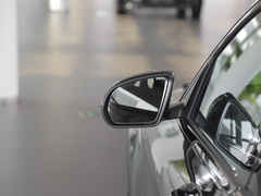 2023款 GLC 260 4MATIC 轿跑SUV
