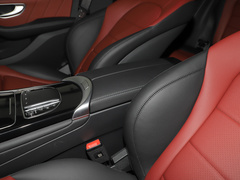 2023款 GLC 260 4MATIC 轿跑SUV