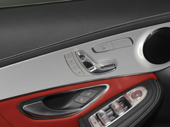 2023款 GLC 260 4MATIC 轿跑SUV