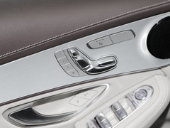 2023款 GLC 260 4MATIC 轿跑SUV