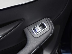 2023款 GLC 260 4MATIC 轿跑SUV
