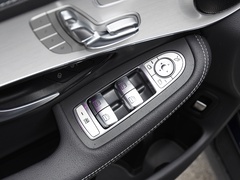 2023款 GLC 260 4MATIC 轿跑SUV