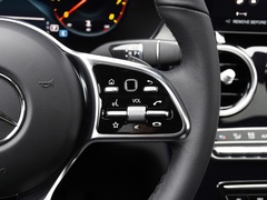 2023款 GLC 260 4MATIC 轿跑SUV