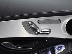 2023款 GLC 260 4MATIC 轿跑SUV