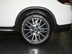 2023款 GLC 300 4MATIC 轿跑SUV