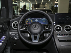 2023款 GLC 300 4MATIC 轿跑SUV