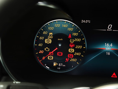 2023款 GLC 300 4MATIC 轿跑SUV