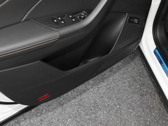 2023款 TSI330 5座两驱奢享版