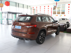 2023款 TSI330 5座两驱奢享版