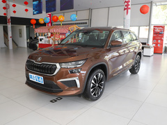 2023款 TSI330 5座两驱奢享版