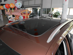 2023款 TSI330 5座两驱奢享版