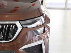 2023款 TSI330 5座两驱奢享版